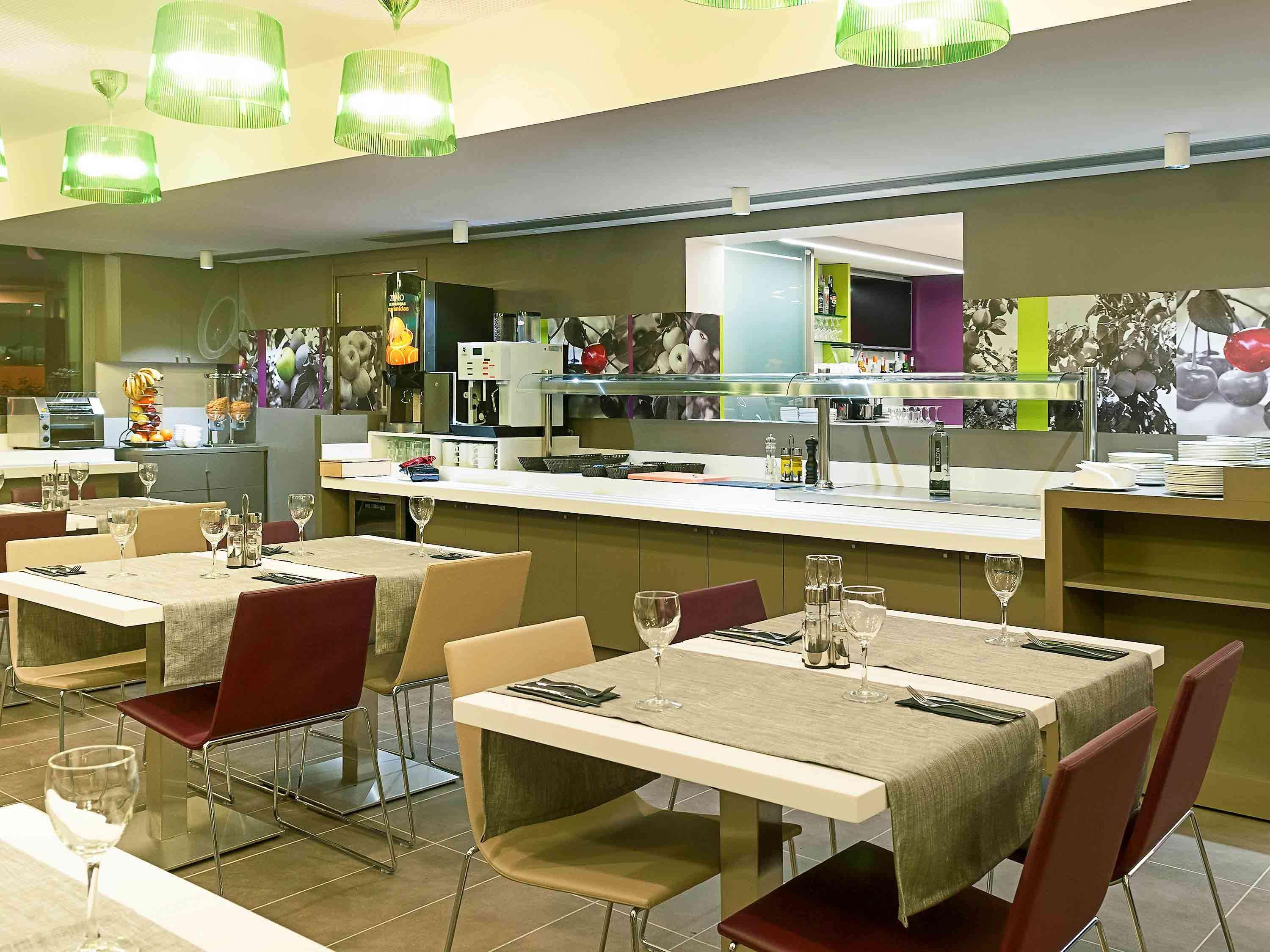 Hotel Ibis Styles Lleida Torrefarrera ภายนอก รูปภาพ